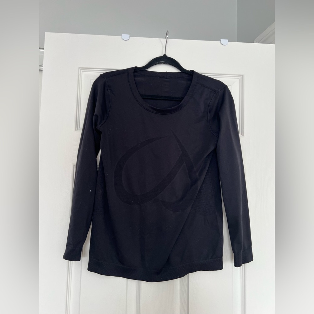 CRZ yoga Long Sleeve Women's Top / Underscrub M